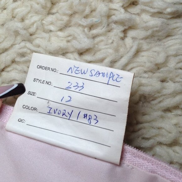 VINTAGE One off Sample Prom/Bridesmaid Dress; "12", Halter-style, Boho, Trending - Picture 6 of 6